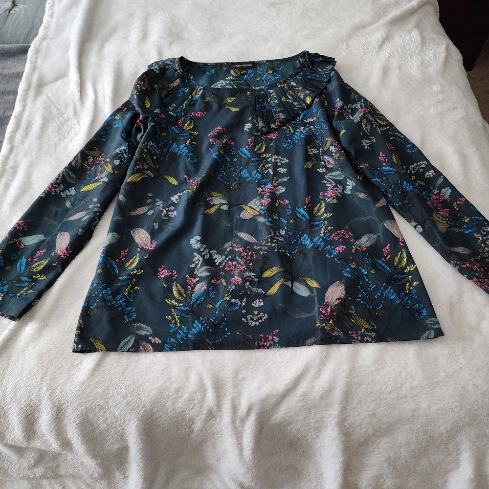 Banana Republic Silky Blouse